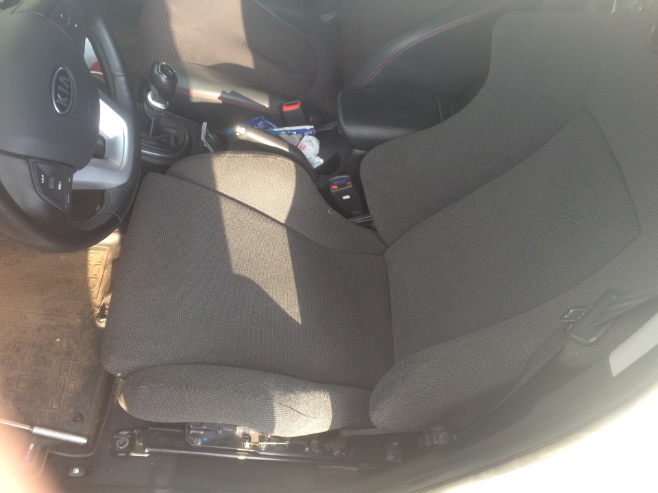 Крісло RECARO встановлено! 1