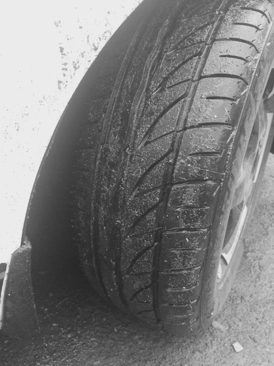 ШИНИ: Bridgestone Potenza RE002 Adrenalin 1
