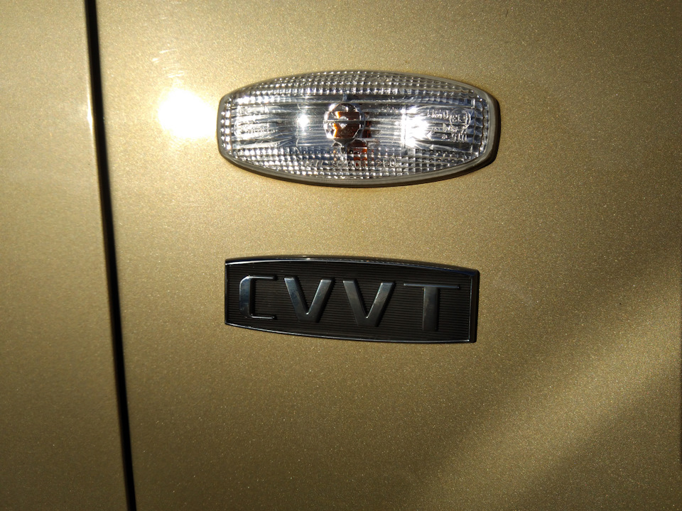Емблема на крило CVVT 3