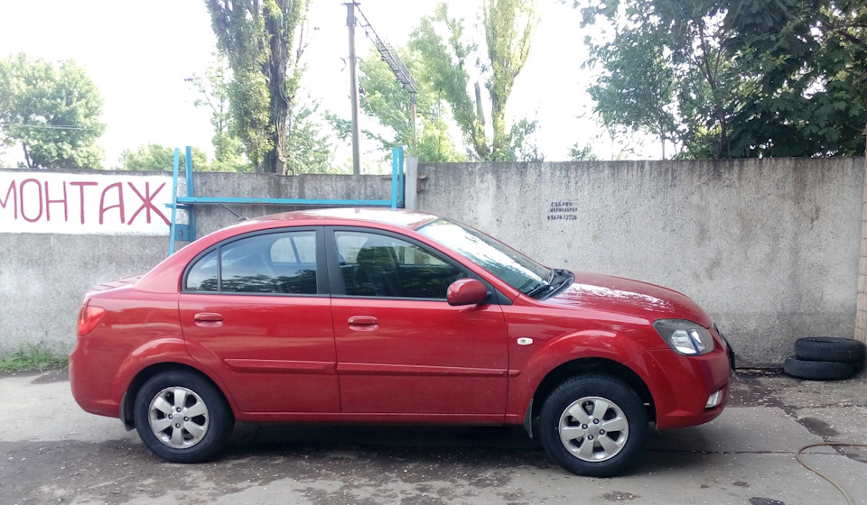 Шини на літо 185/70 R14 1