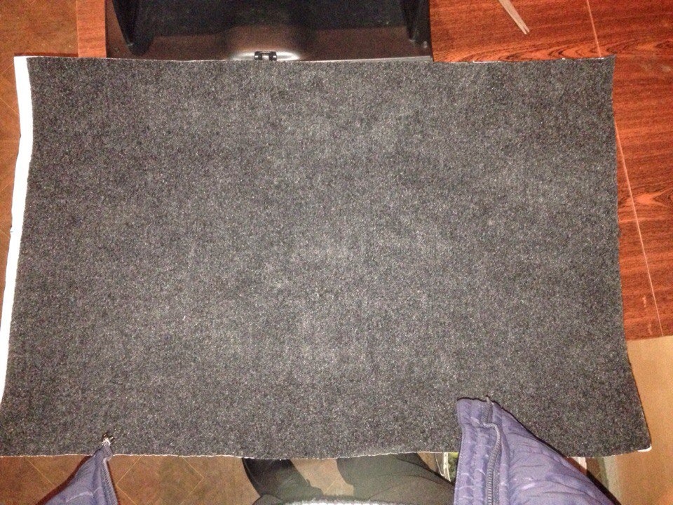 Бардачок у карпет 2