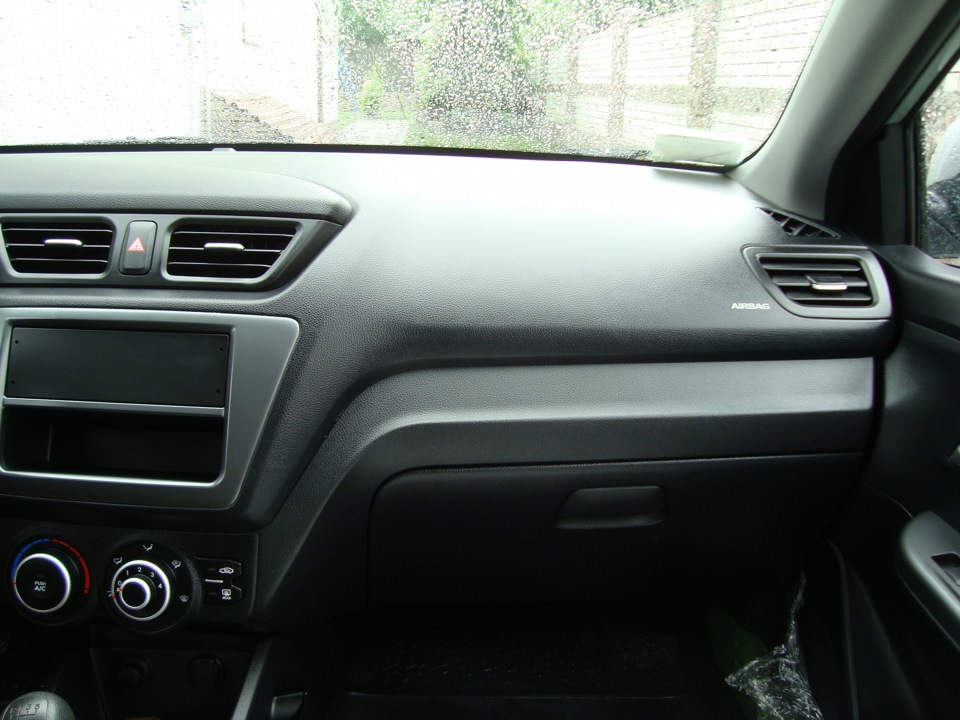 1.KIA RIO III (NEW 2012) Салон 2