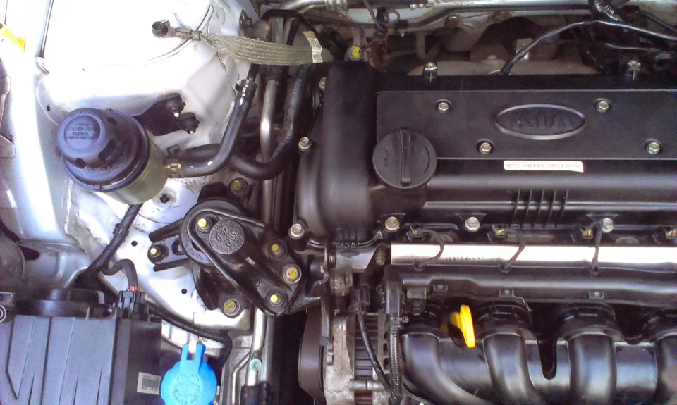 34.KIA RIO III (NEW 2012); VERYLUBE очищувач поверхні двигуна №2 5