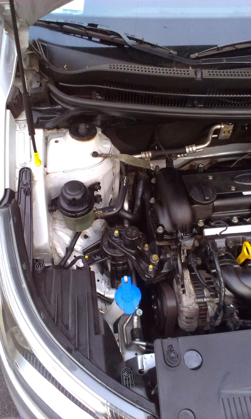 34.KIA RIO III (NEW 2012); VERYLUBE очищувач поверхні двигуна №2 2