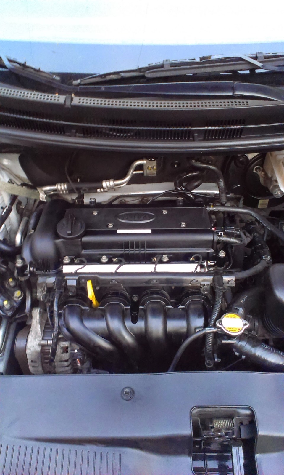 34.KIA RIO III (NEW 2012); VERYLUBE очищувач поверхні двигуна №2 3