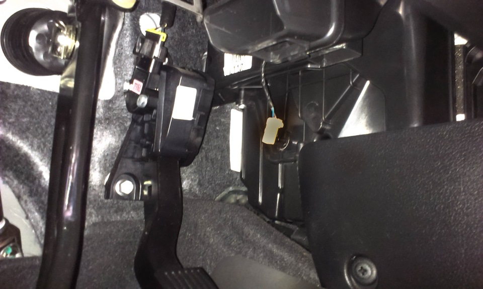78.KIA RIO III (NEW 2012); Резистор (опір) для кондиціонера. Чи потрібний він? 5
