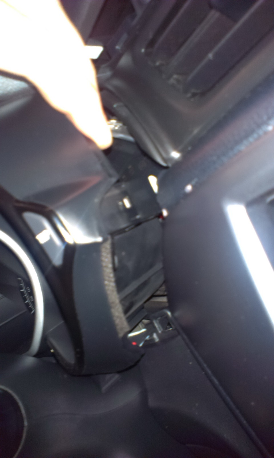7.KIA RIO III (NEW 2012) ПРИЕМНИК 1DIN — PIONEER MVH-150UB ЧАСТЬ 2: Установка 3