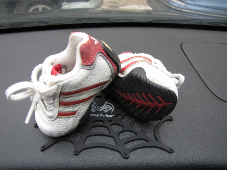 ADIDAS GOOD YEAR 2