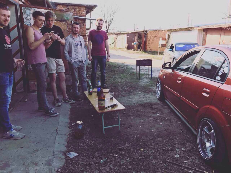Продав. 3