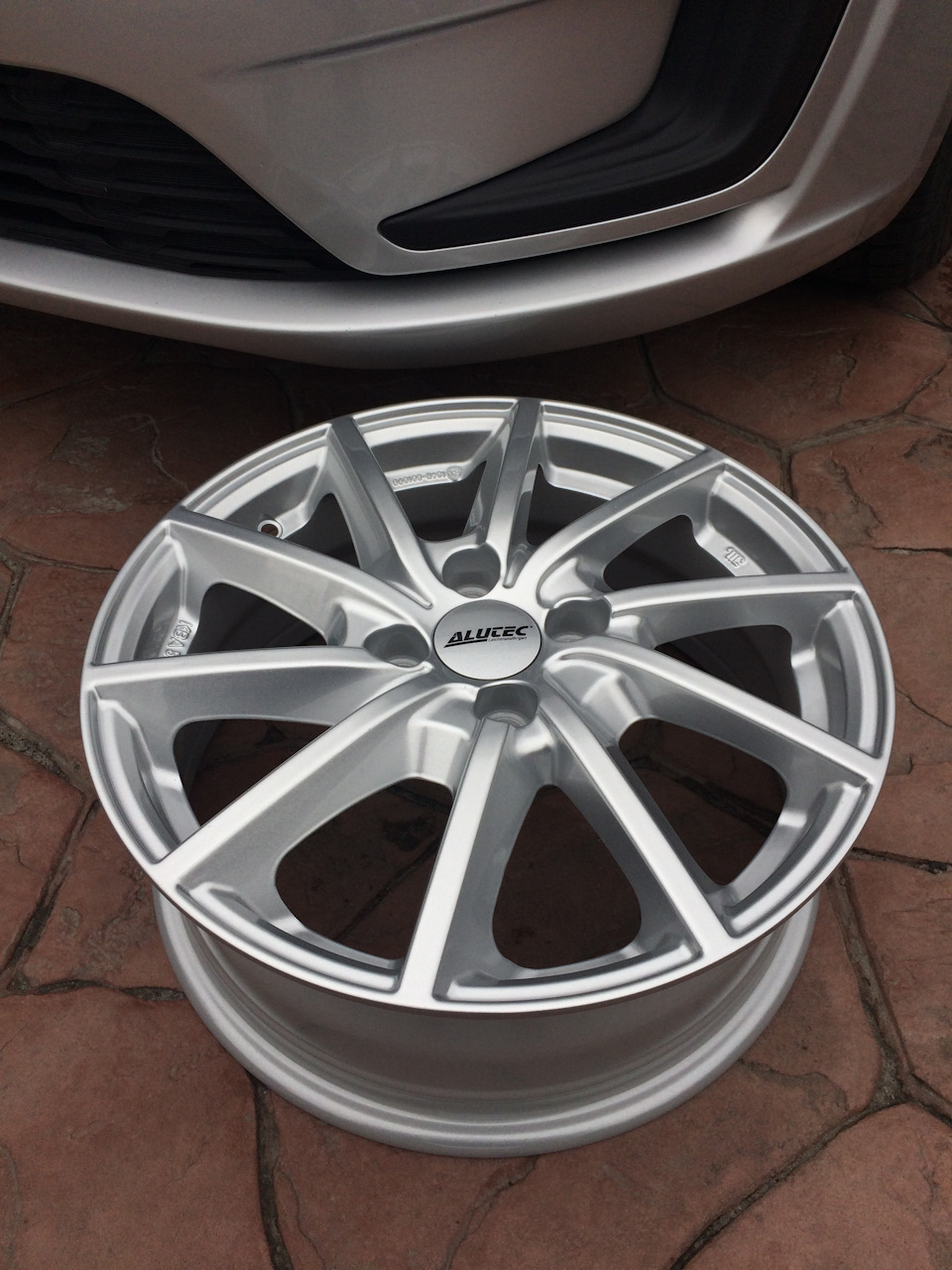 # Strial High Performance 195/55/16 3
