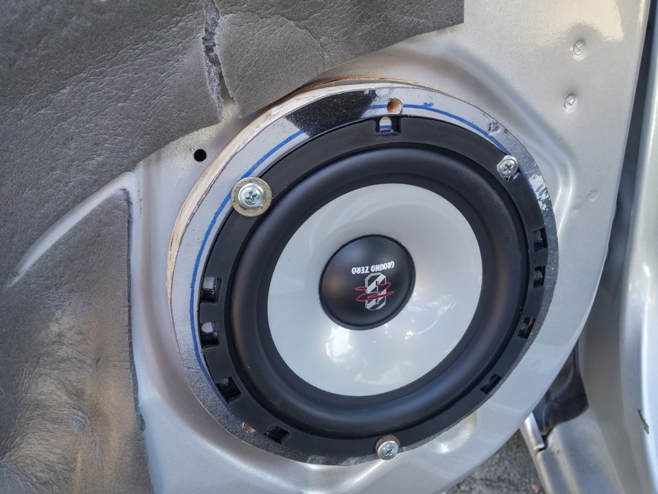 Заміна штатних колонок та встановлення активного сабвуфера GT-BassPro12 2