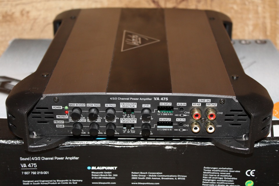 Підсилювач Blaupunkt VA-475 3