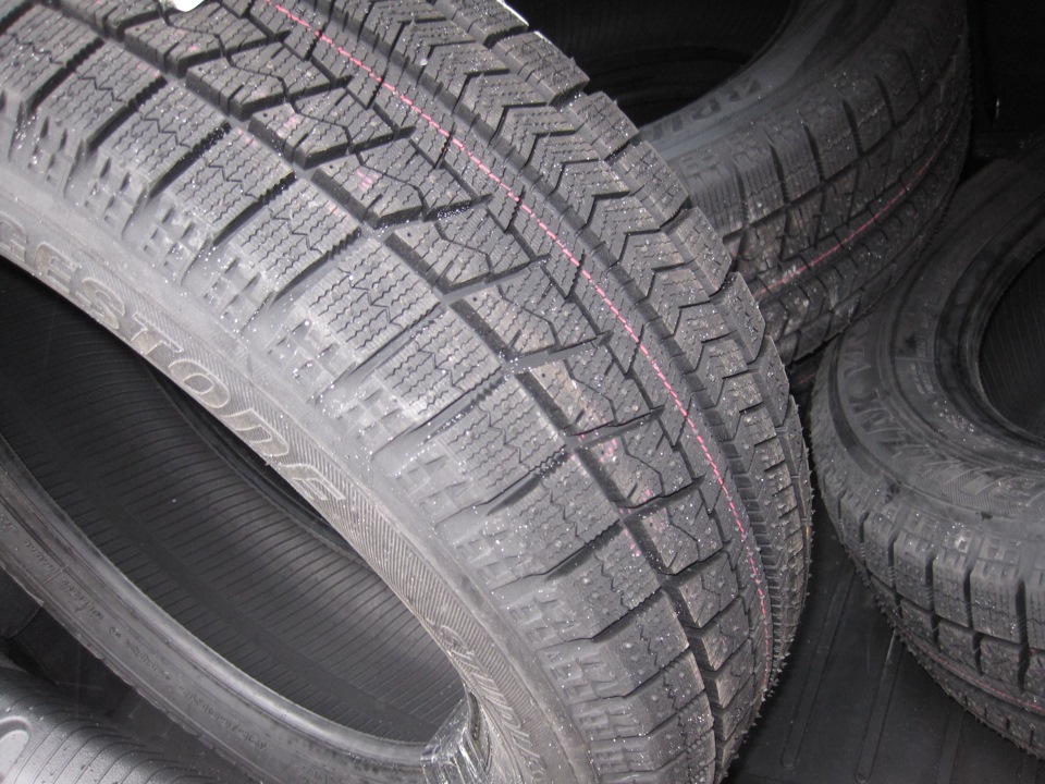 5. Зимова гума: Bridgestone Blizzak VRX 2