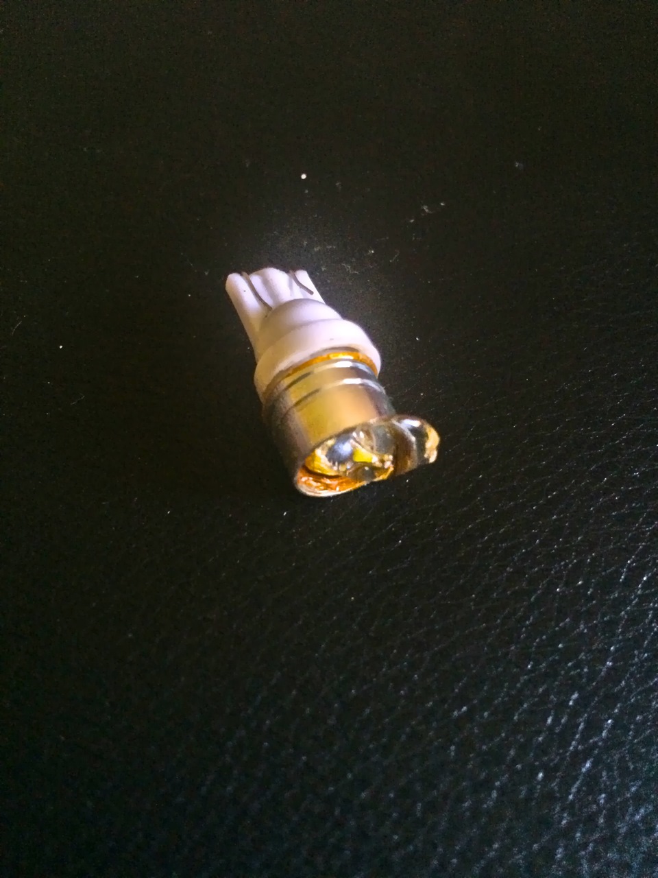 Світлодіодні габарити OSRAM w5w 4000k 2850WW02B 2