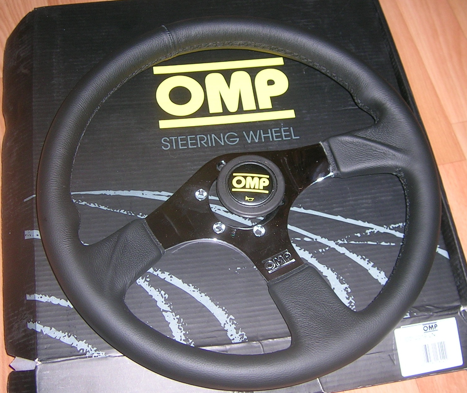 Руль OMP 1