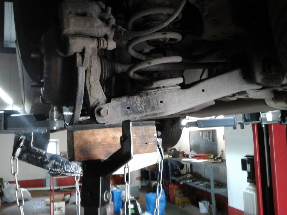 Заміна задньої підвіски 1