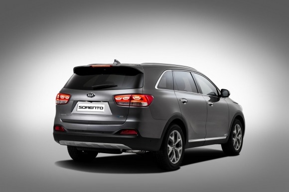 KIA Sorento 2015 3