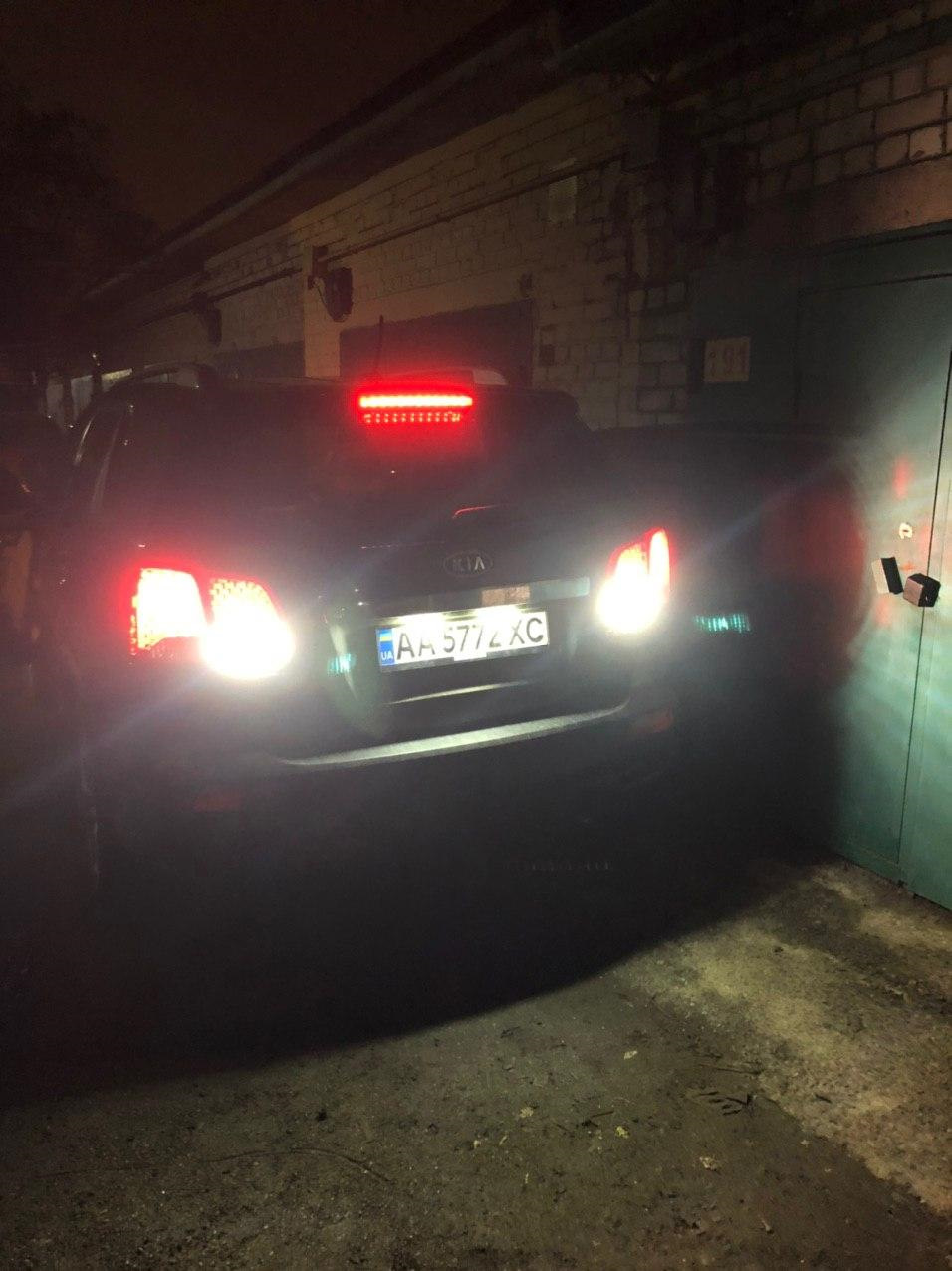 Нові лампи заднього ходу + LED плафон підсвічування номера 3