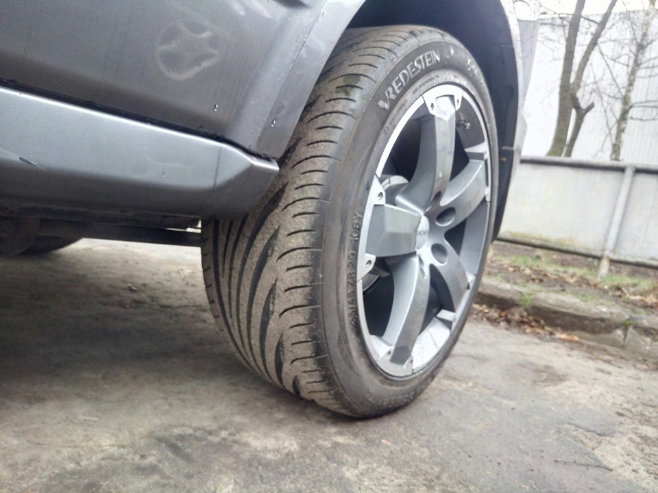 265/45R20 4