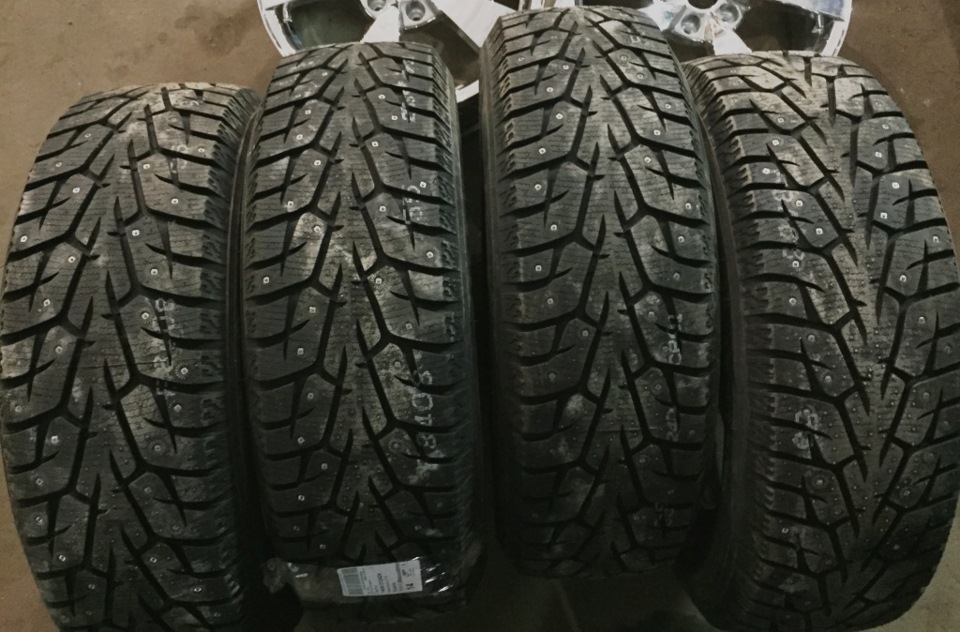 Зимові колеса YOKOHAMA IG55 ШИПИ 235/65R17 2