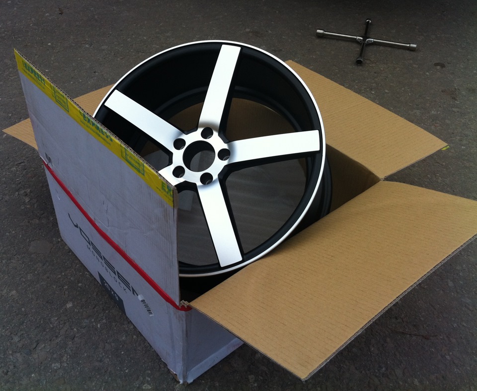 Німеться! VOSSEN WHEELS CV3 2