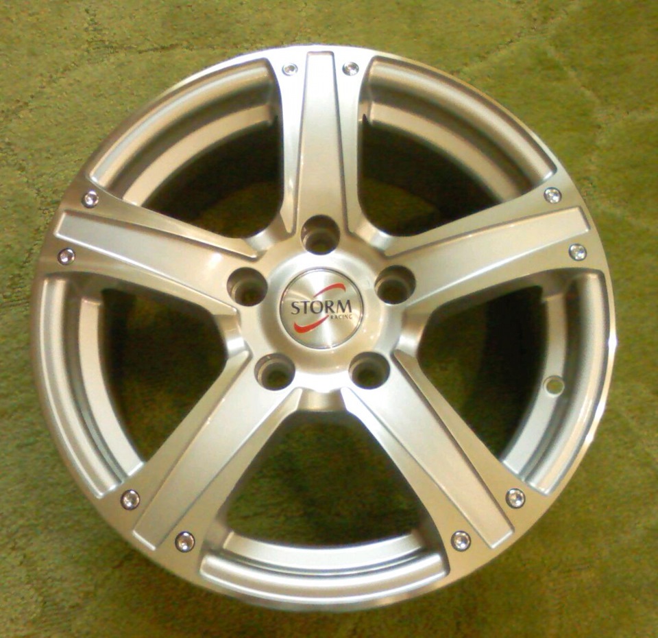 ☸ Купив колісні диски Storm W 266 SP (Silver Polished)🎡 2