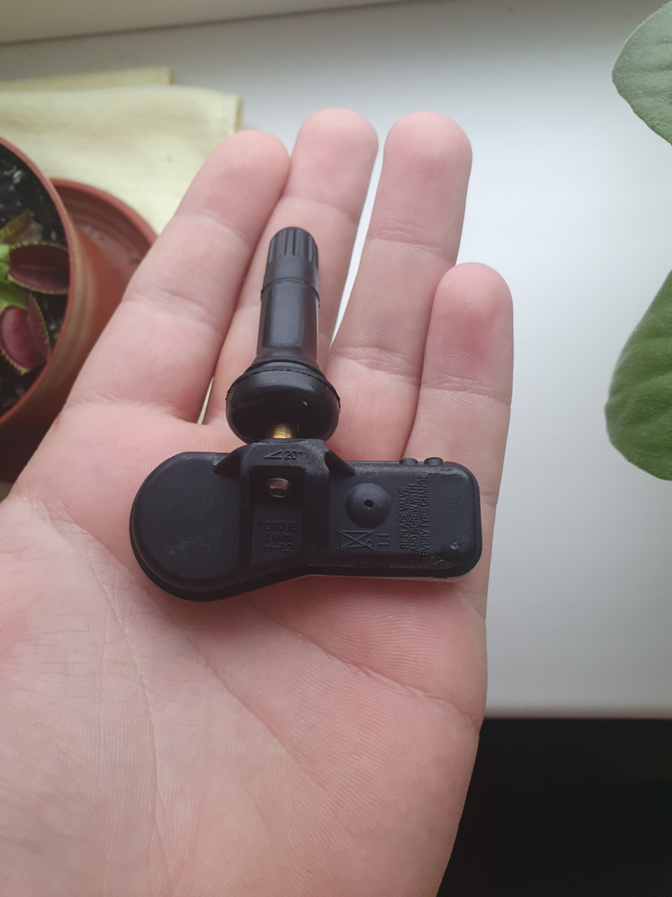 TPMS датчики тиску в шинах. Встановлення та прив'язка 2