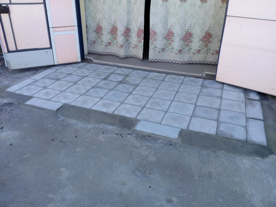 Тільки облагородив перед гаражем ... 1