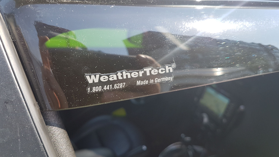 Ветровики WeatherTech (ClimAir) 2