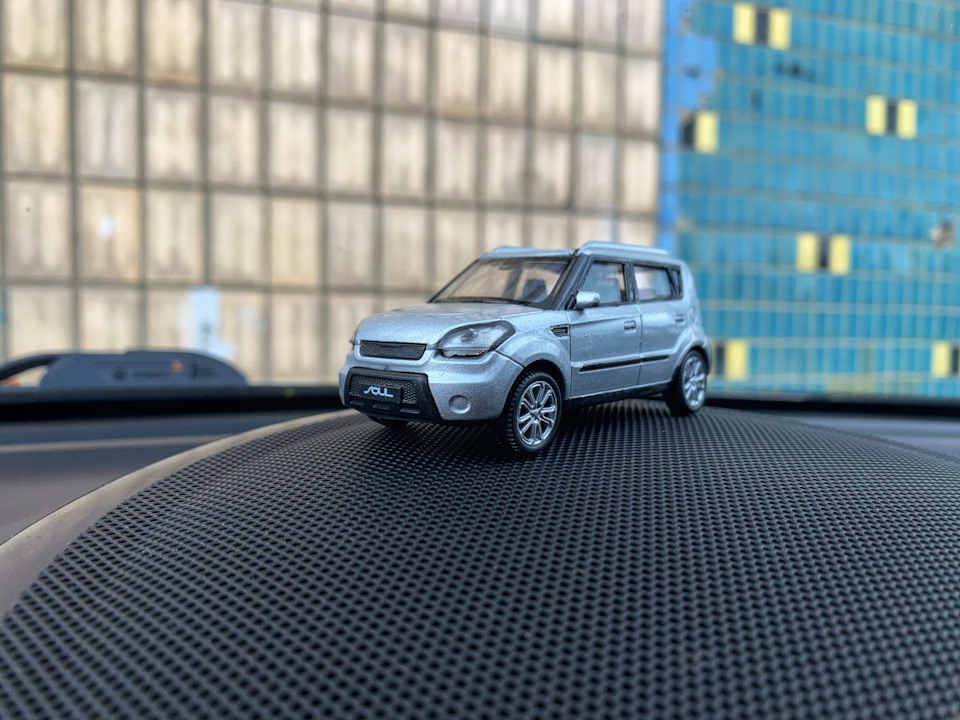 Масштабна модель Kia Soul 1:43 1