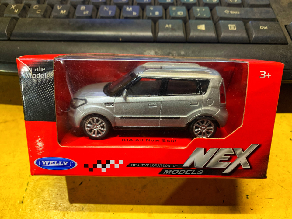 Масштабна модель Kia Soul 1:43 5