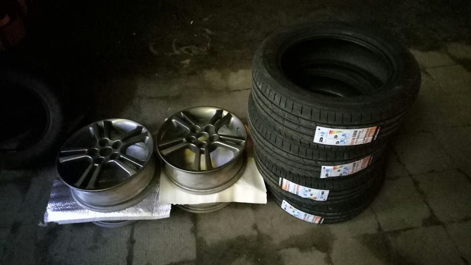 Корейському автомобілю корейська гума Hankook Ventus 3 K125 205/65 R16 91H 3