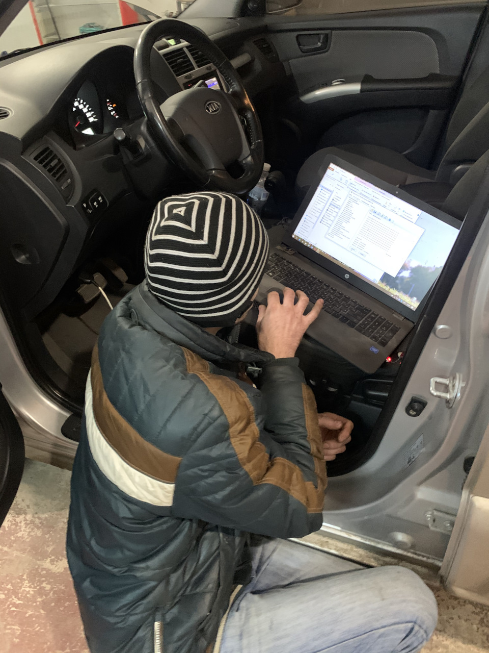 Чип тюнинг и Водительский Стеклоподьемник «Авто» вверх. 1