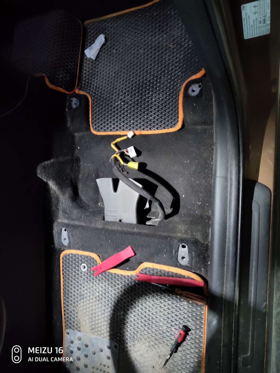 Чохли MV Brothers 5