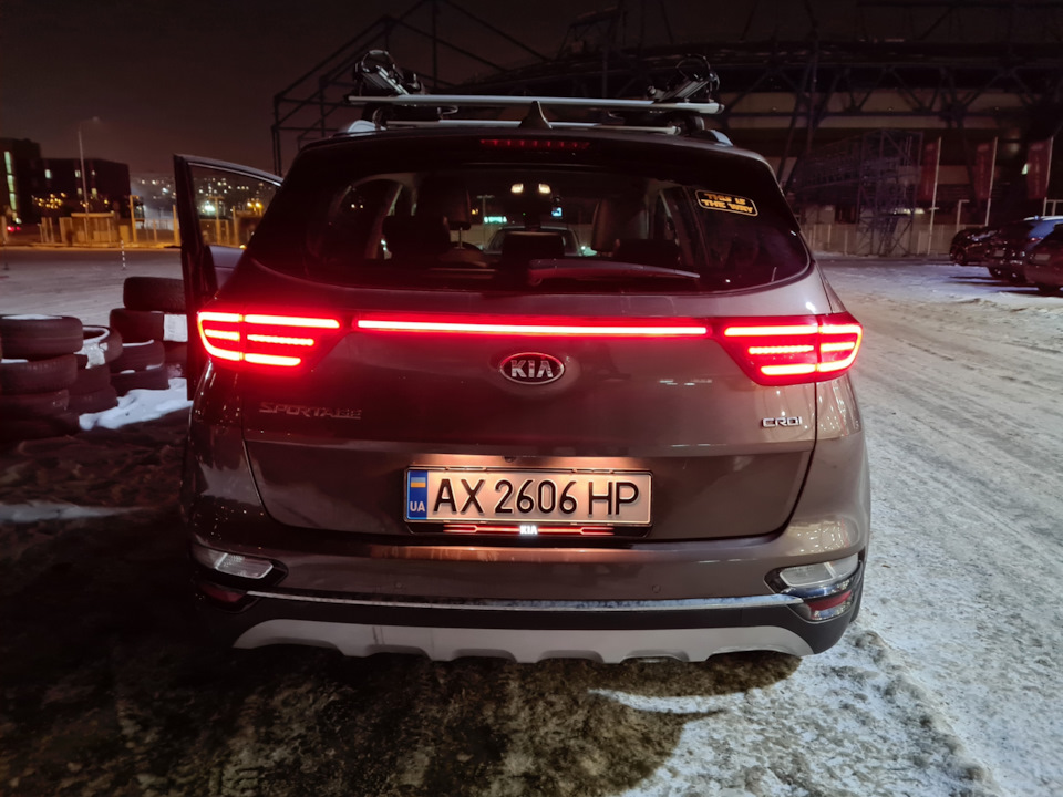 Led планка на задні двері 1
