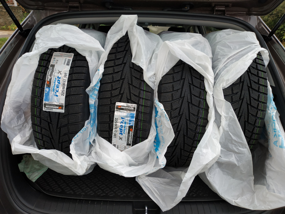 Шині Hankook Winter I*Cept X RW10 3