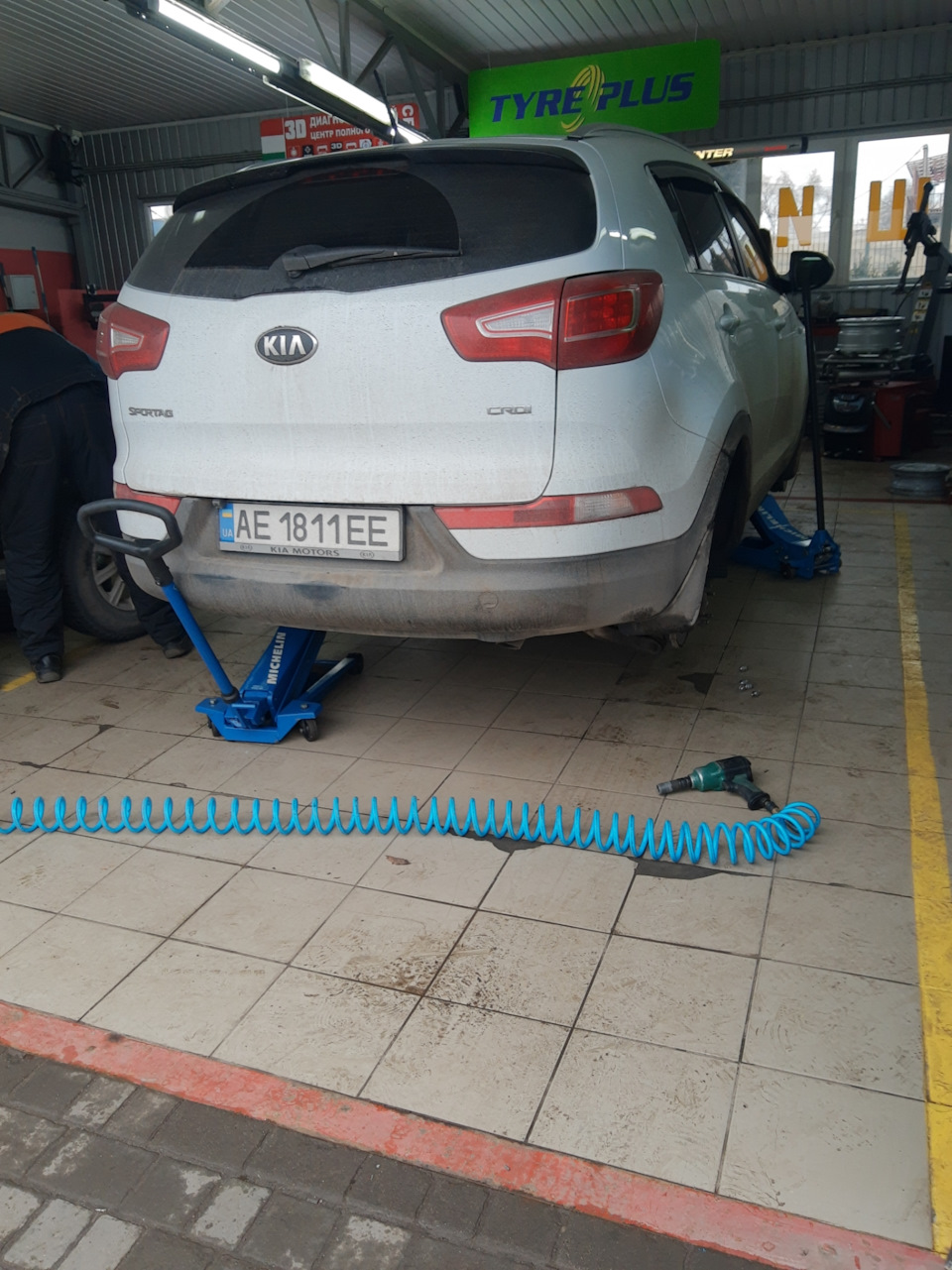 Нові літні шини Nokian Hakka Blue 2 SUV 215/70R16 2