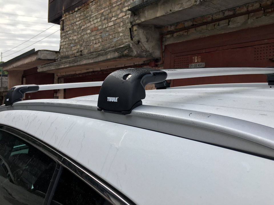 Поперечені Thule на рідні релінги. Багажник на дах. 3