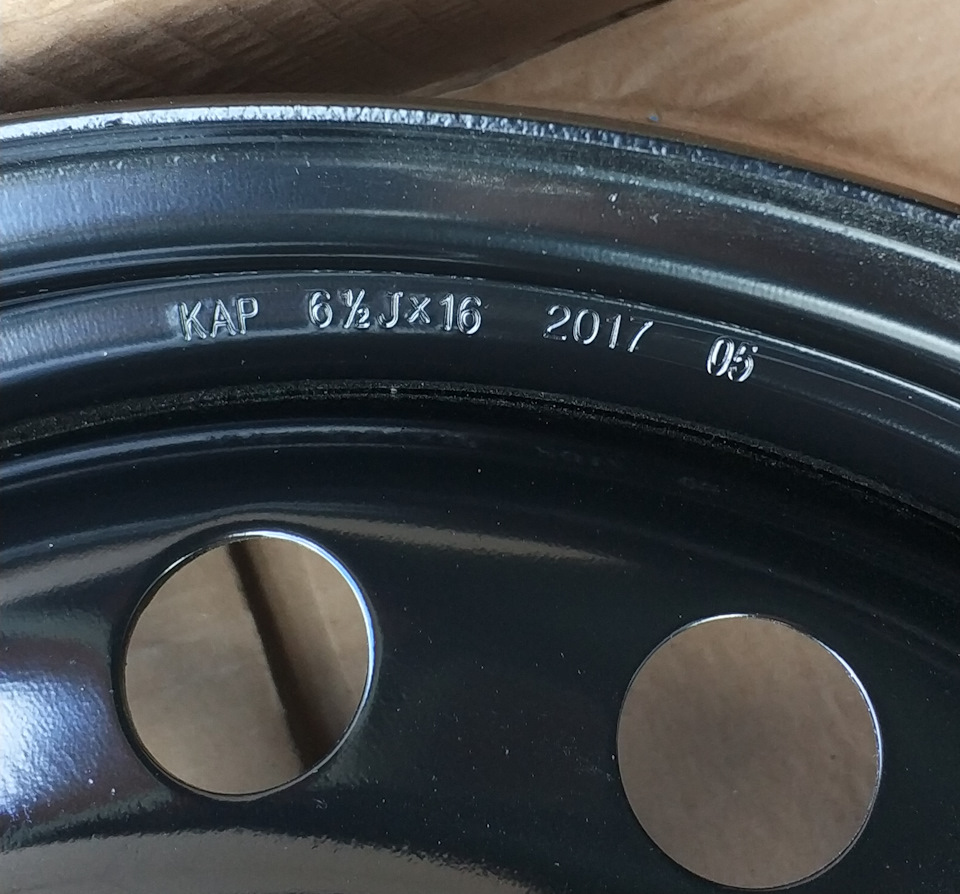 Сталеві диски 6.5J*16 5*114,3 ET46 DIA 67.1 3