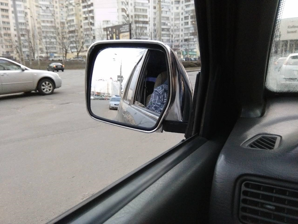 Дзеркала 2