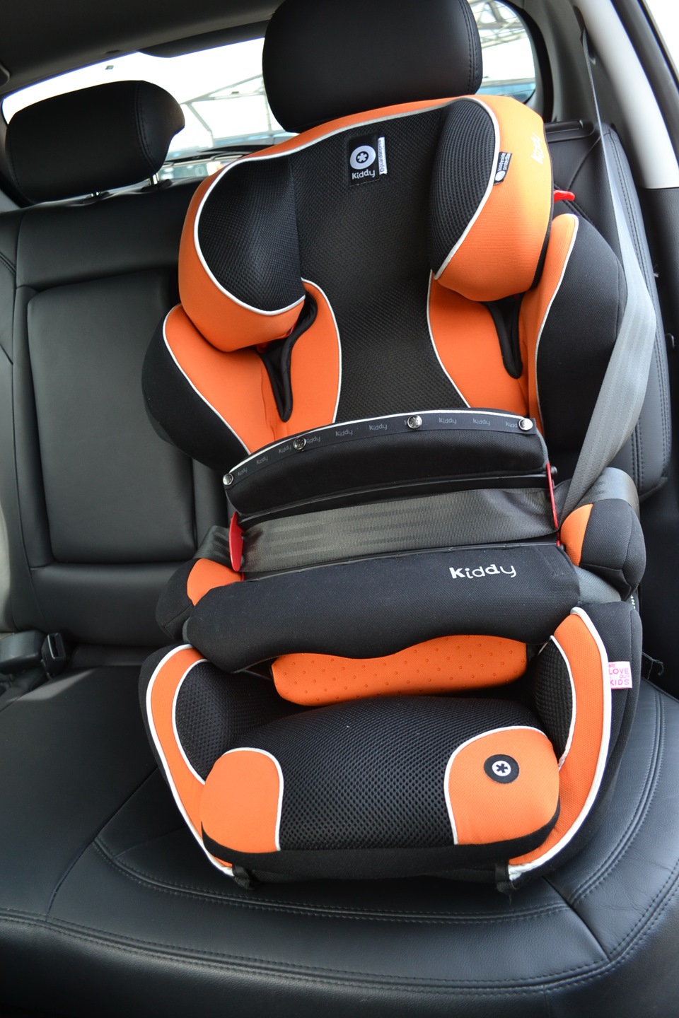 Прикупив дитяче крісло Kiddy Guardian Pro 2 4