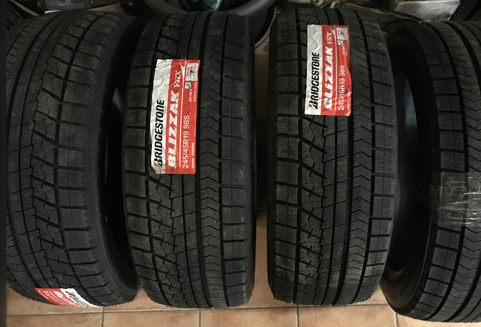 Взимку будемо на Bridgestone BLIZZAK VRX 2
