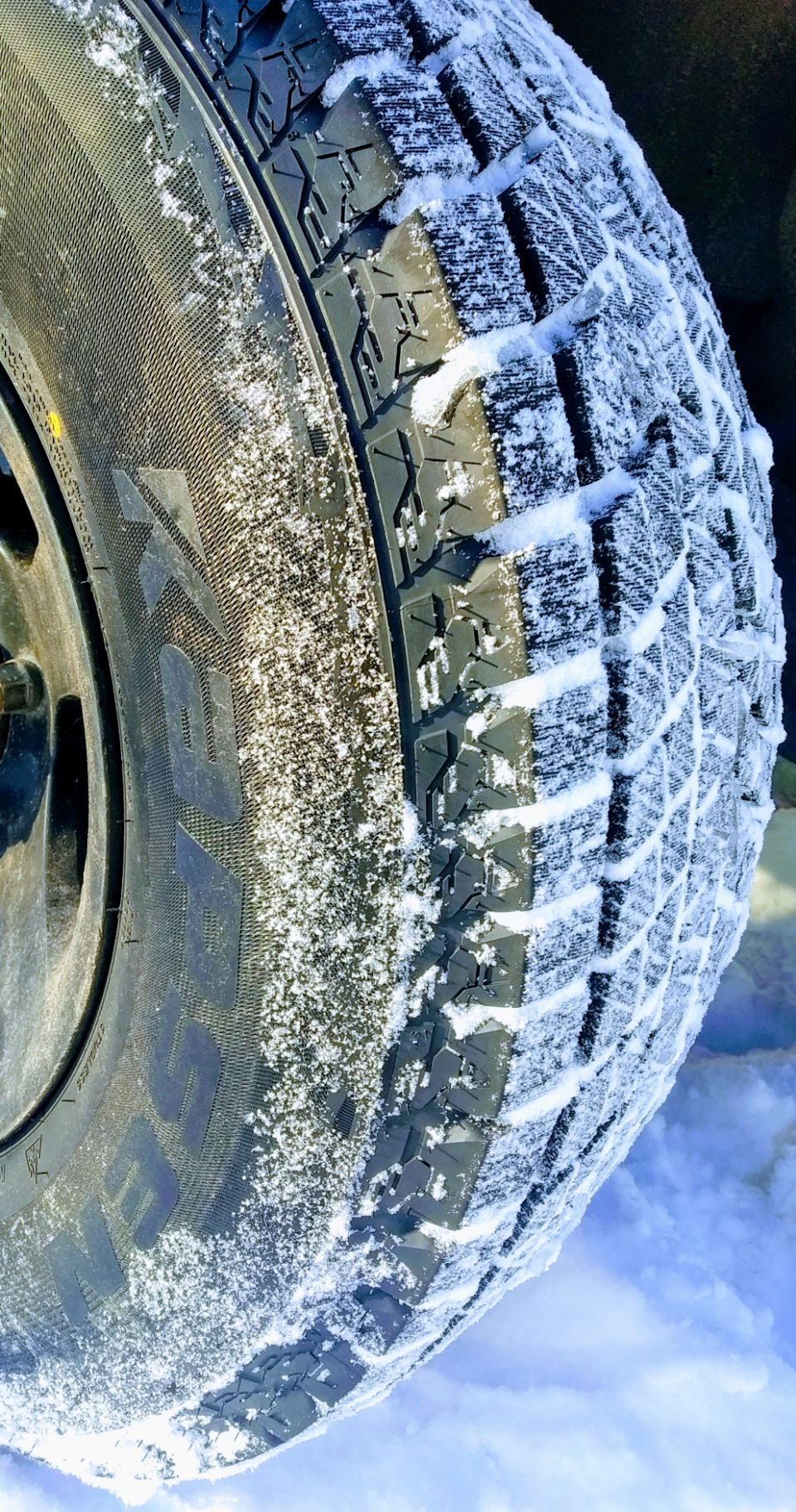 Китайшина Kapsen icemax rw501 235/75/r15 3