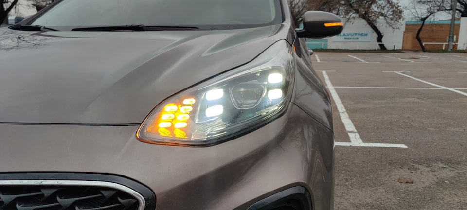 Фари Full Led та салонний блок запобіжників 1