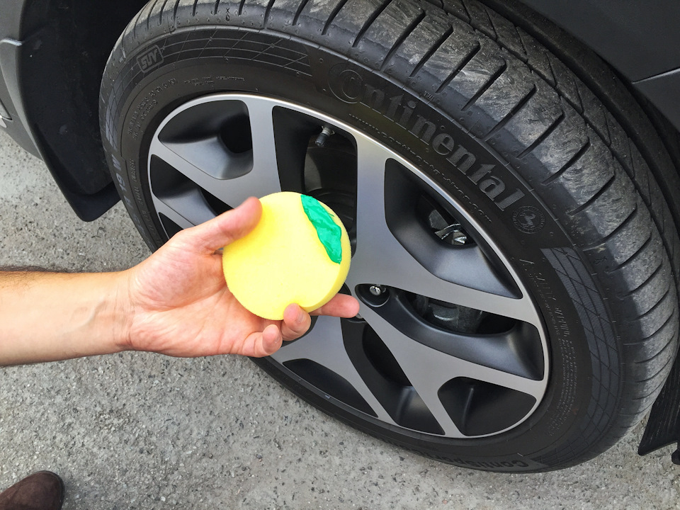 Захист дисків за допомогою Wheel Guard Max Coat від Chemical Guys 4