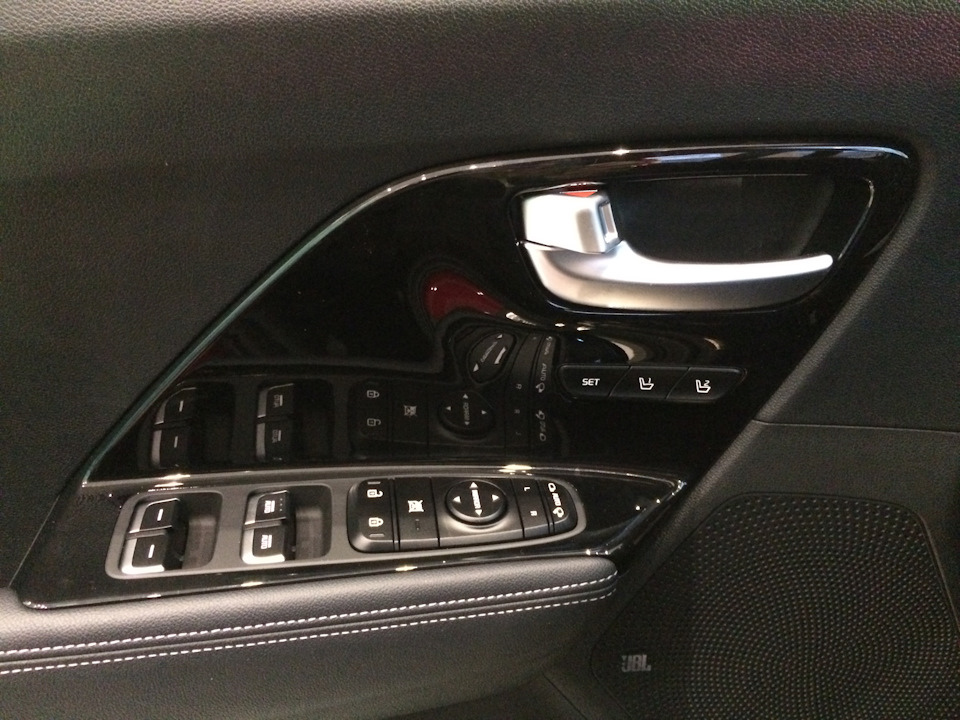 Kia Niro, перші враження від побаченого 3