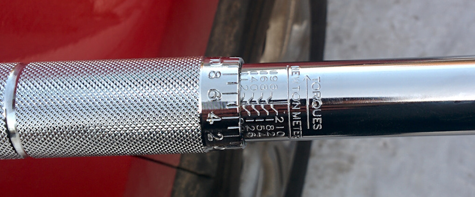Динамометричний ключик Intertool 1/2 , 28-210 NM (XT-9006) 4