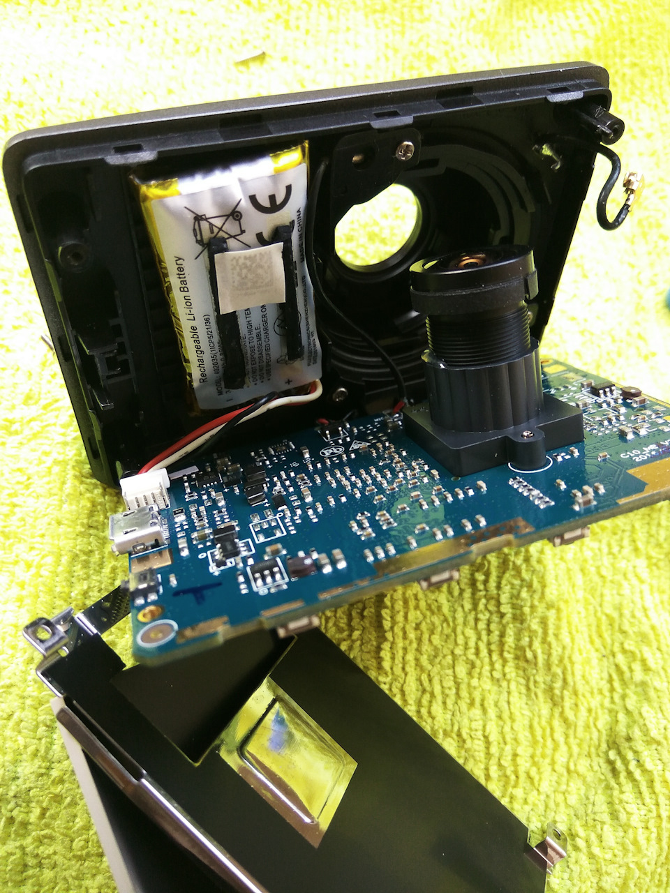 Розбірка реєстратора Xiaomi Dash Cam (додаток від 24.07.19 встановлення нового акумулятора) 5