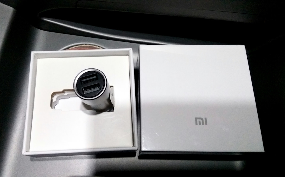 Заряджання Xiaomi на 2 USB 2
