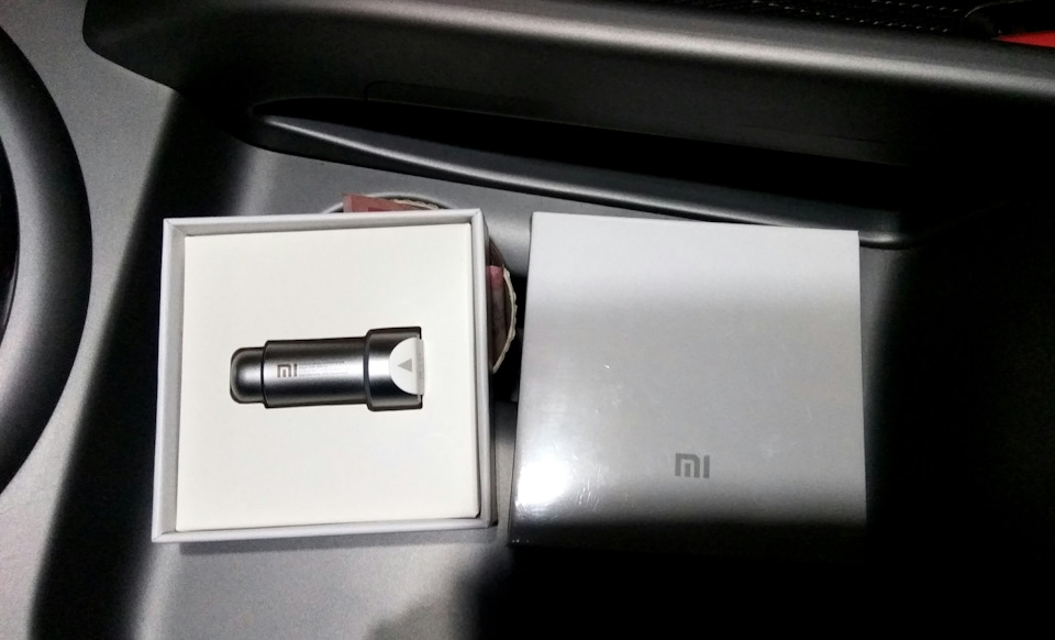 Заряджання Xiaomi на 2 USB 1